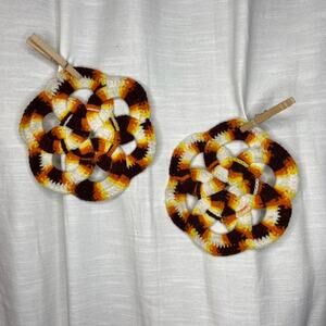 Vintage Retro MCM Croched Trivets (2pc)